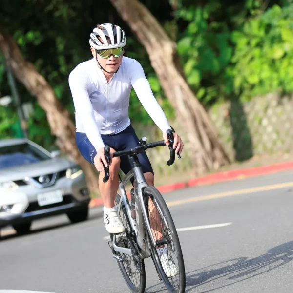 ensage白色長袖車衣：圖片 4